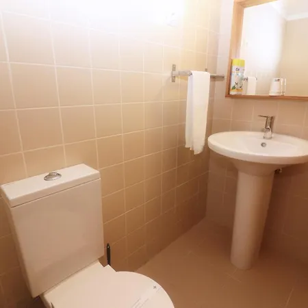 Casa De Vilarinho By Geres Casas Bouro