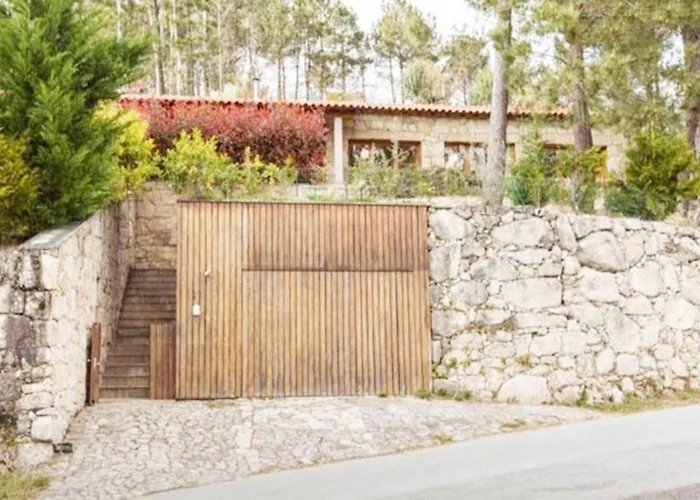 Casa De Vilarinho By Geres Casas